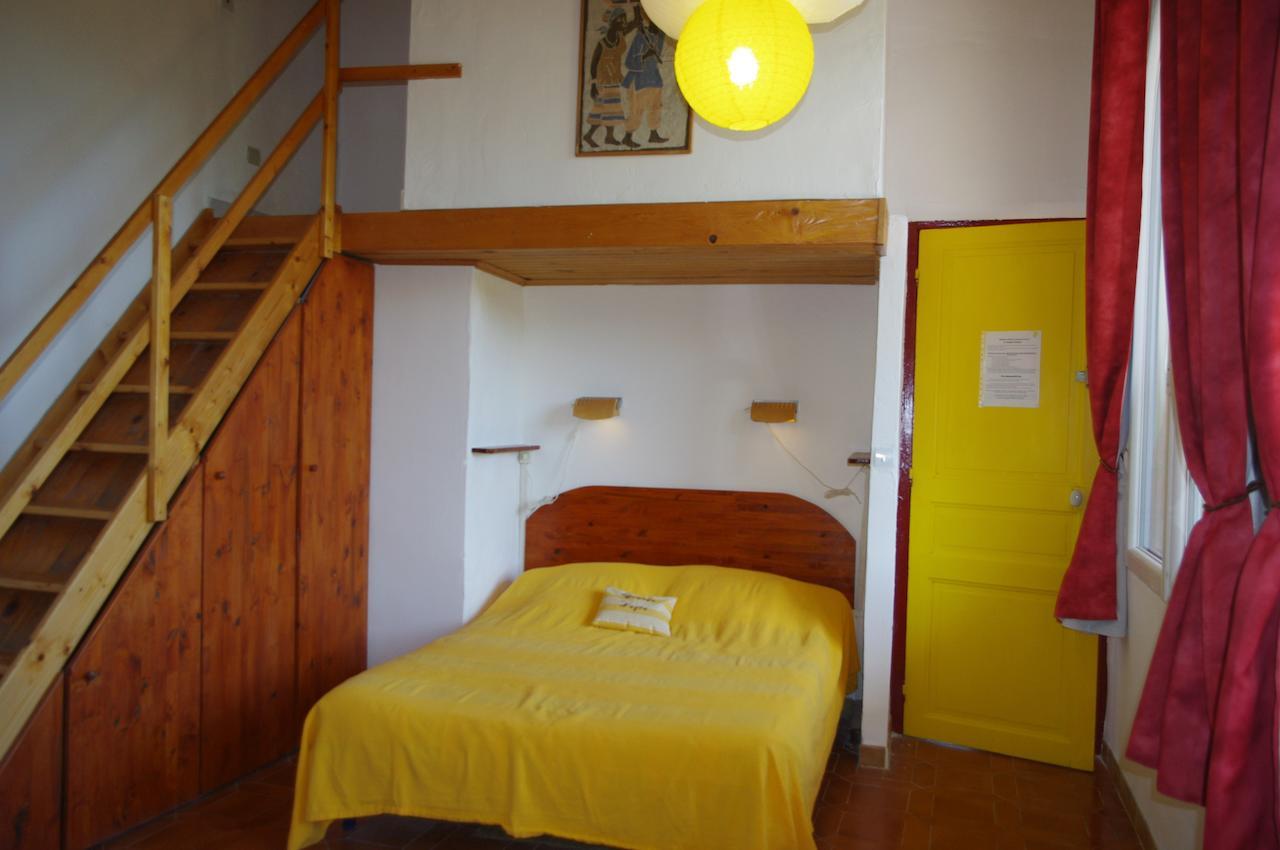 Alba-la-Romaine Chambres D'Hotes La Grange Au Negre الغرفة الصورة