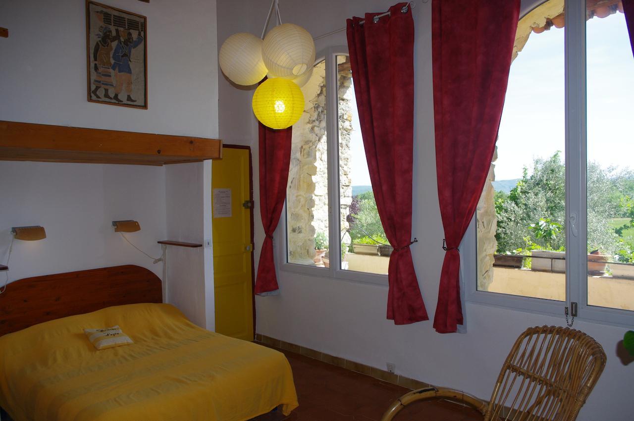 Alba-la-Romaine Chambres D'Hotes La Grange Au Negre الغرفة الصورة
